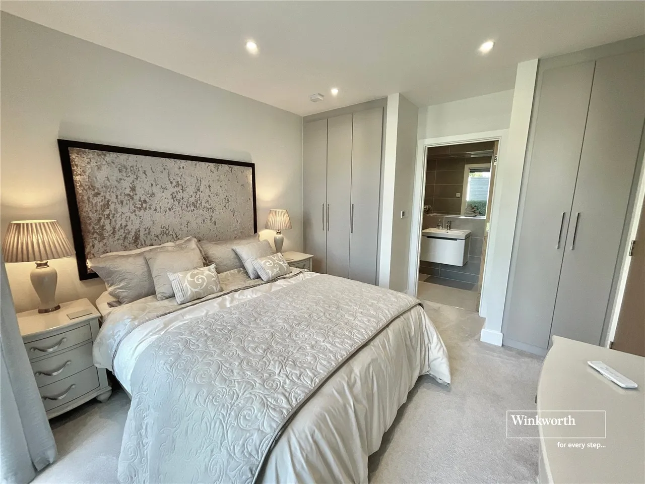 Needles Watch, 6 Wharncliffe Gardens, Highcliffe-On-Sea, Dorset, BH23, photo 3