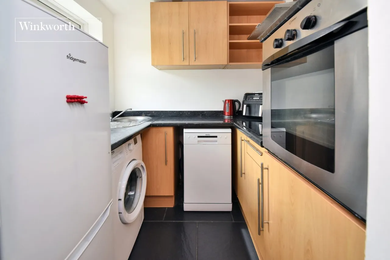 Abbotts Road, Cheam, Sutton, SM3, photo 2