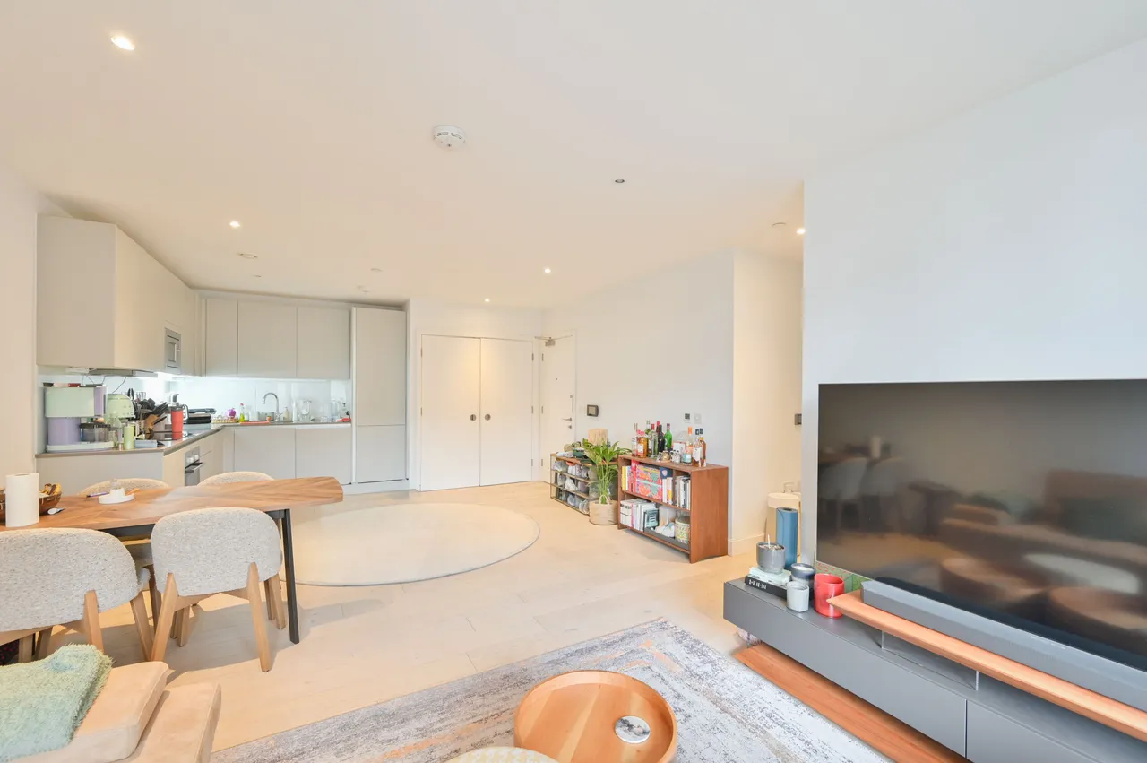 60 Cobalt Place, London, photo 2