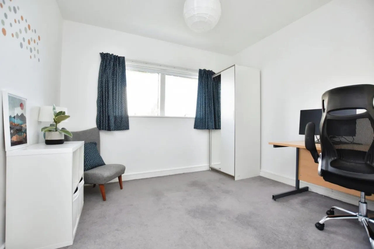 Lake Shore Drive, Bristol, BS13, photo 10
