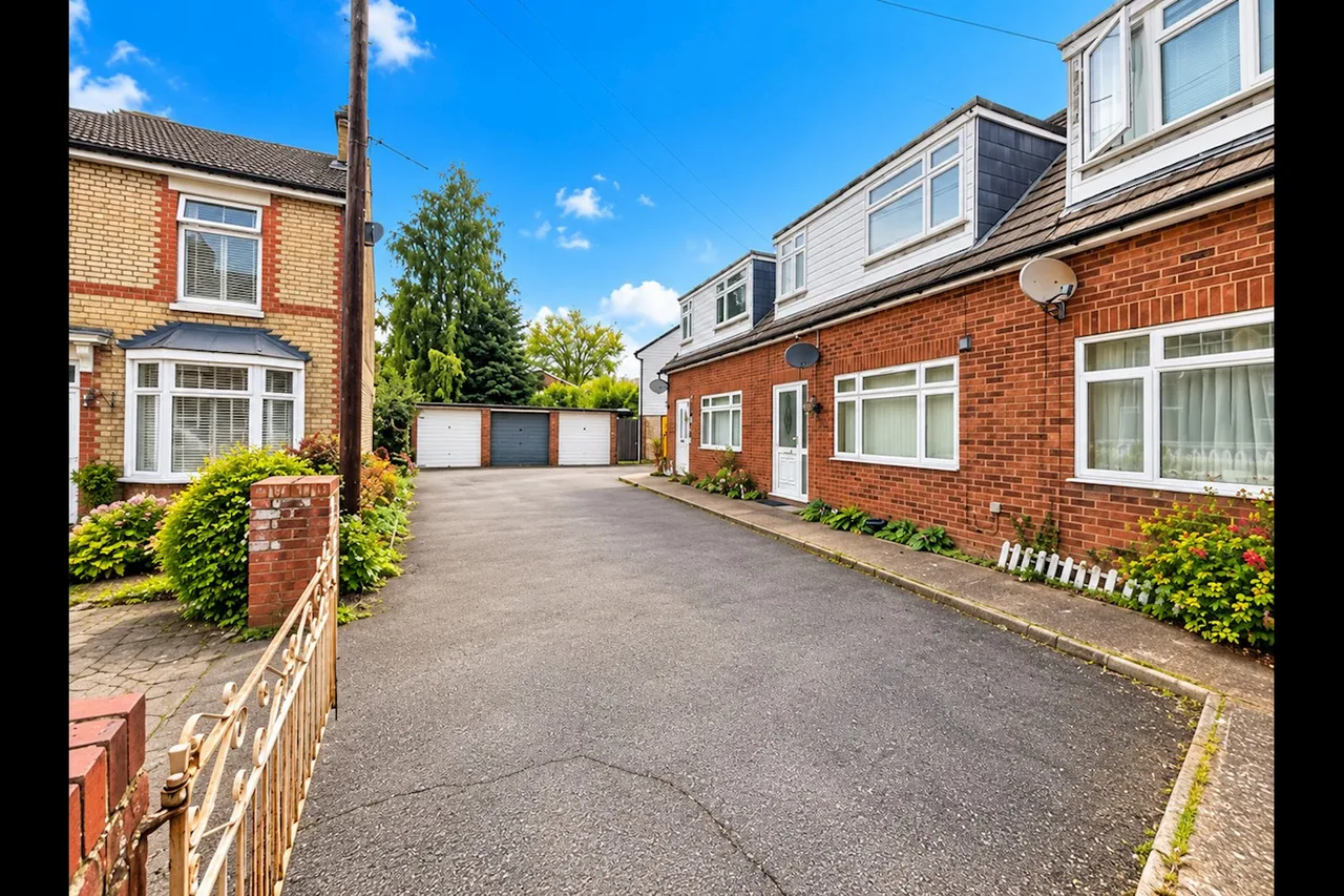 3 bed house for sale, Albany Street, Maidstone, ME14