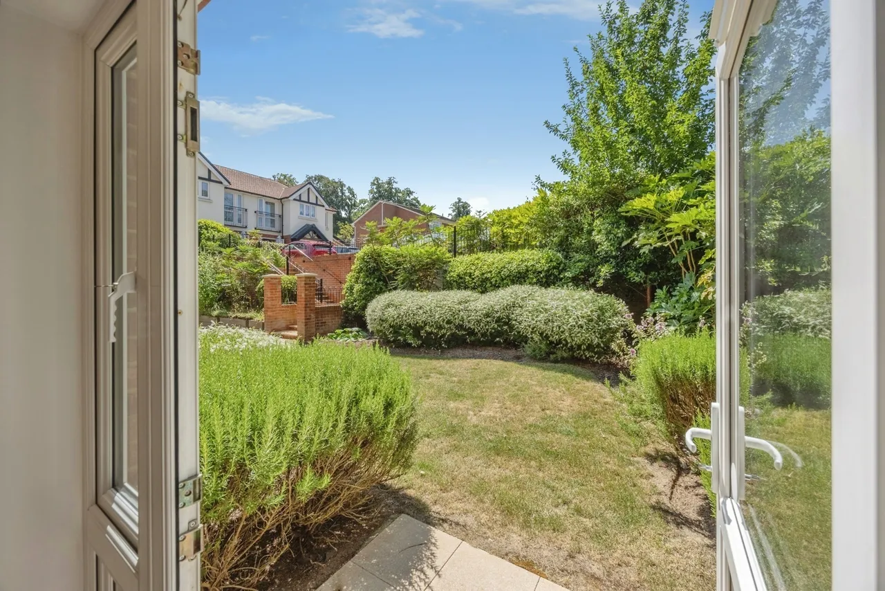 Addington Road, South Croydon, CR2, photo 2