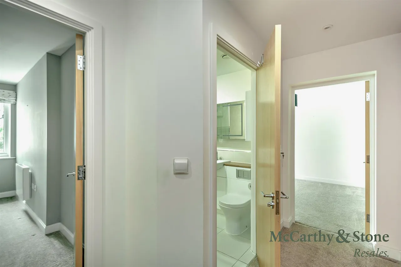 Railway Road, Ilkley, LS29, photo 6