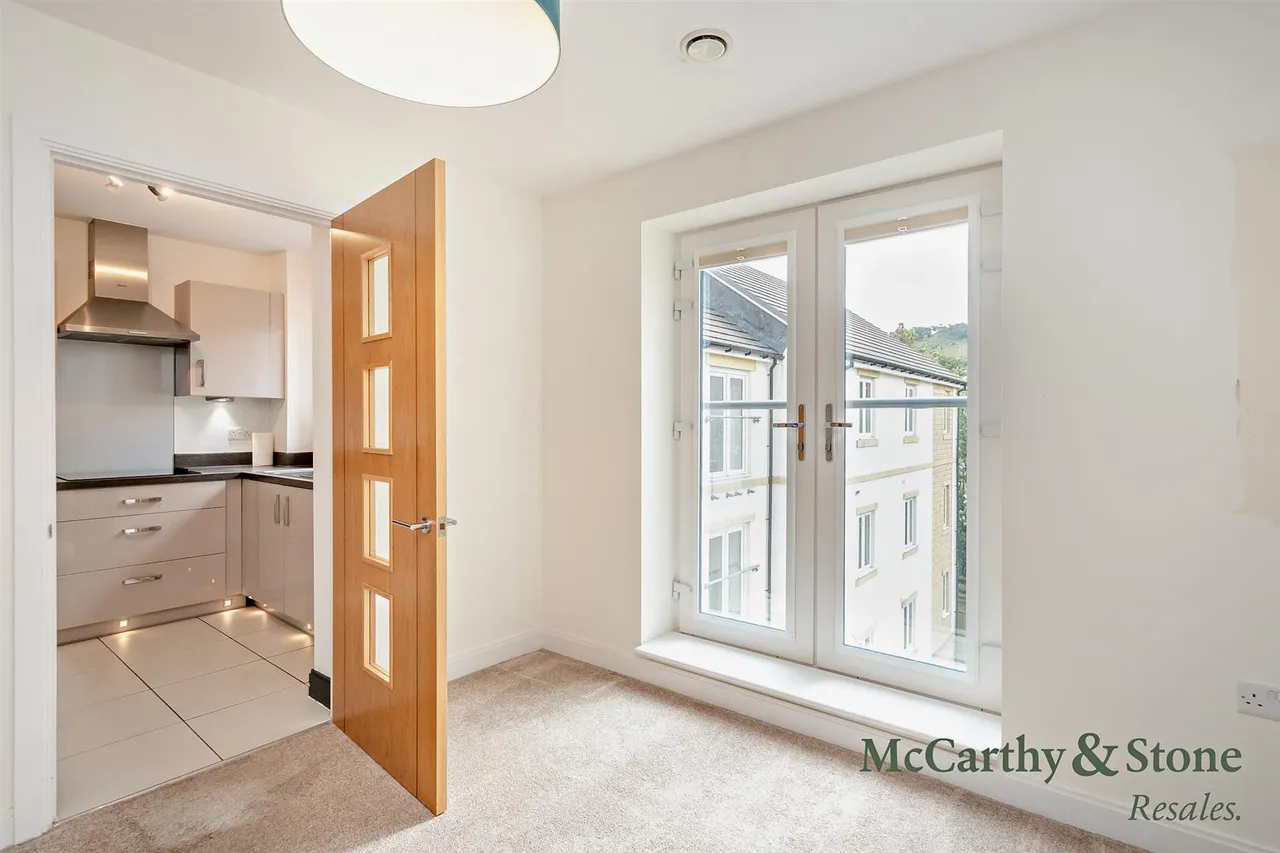 Railway Road, Ilkley, LS29, photo 10