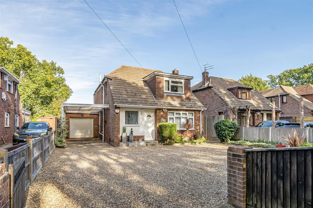 4 bed house for sale, Warsash Road, Warsash