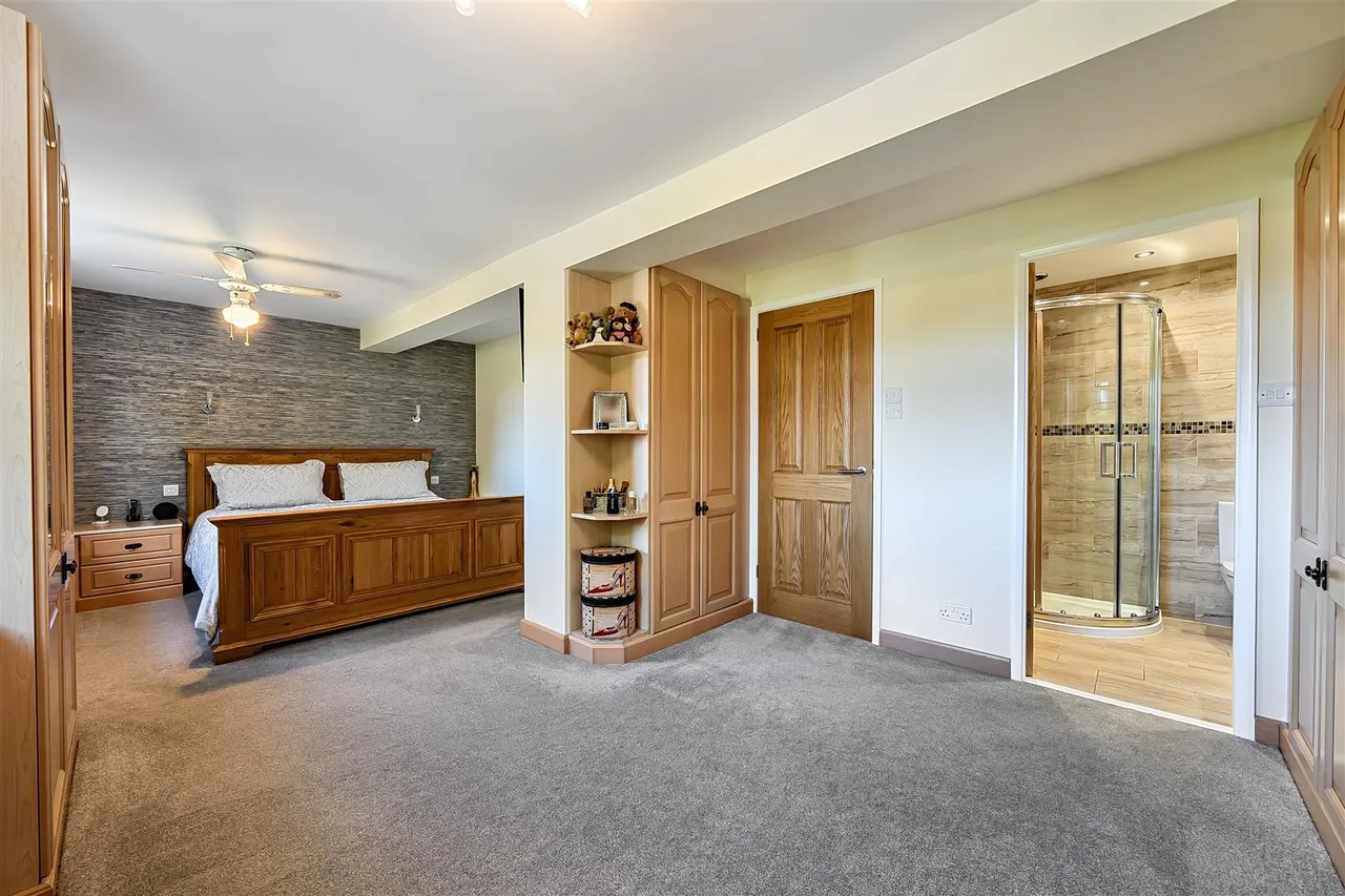 Warsash Road, Warsash, photo 13