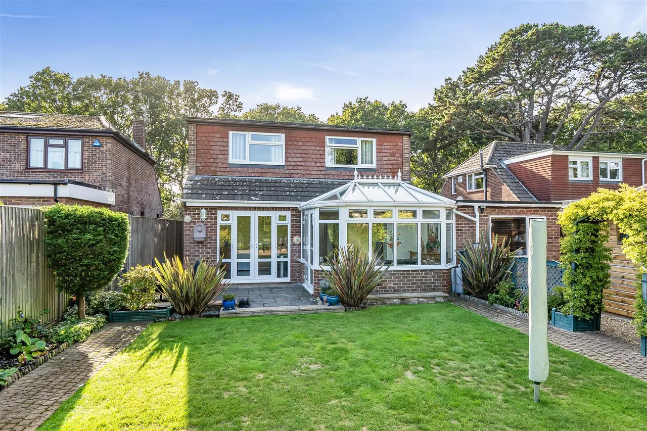 Warsash Road, Warsash, photo 20
