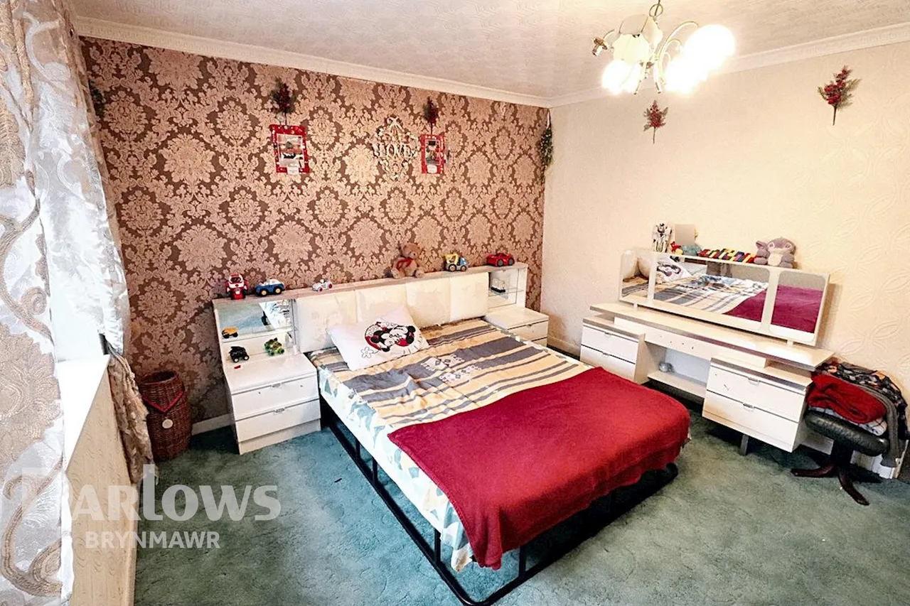 Worcester Street, Brynmawr, photo 11