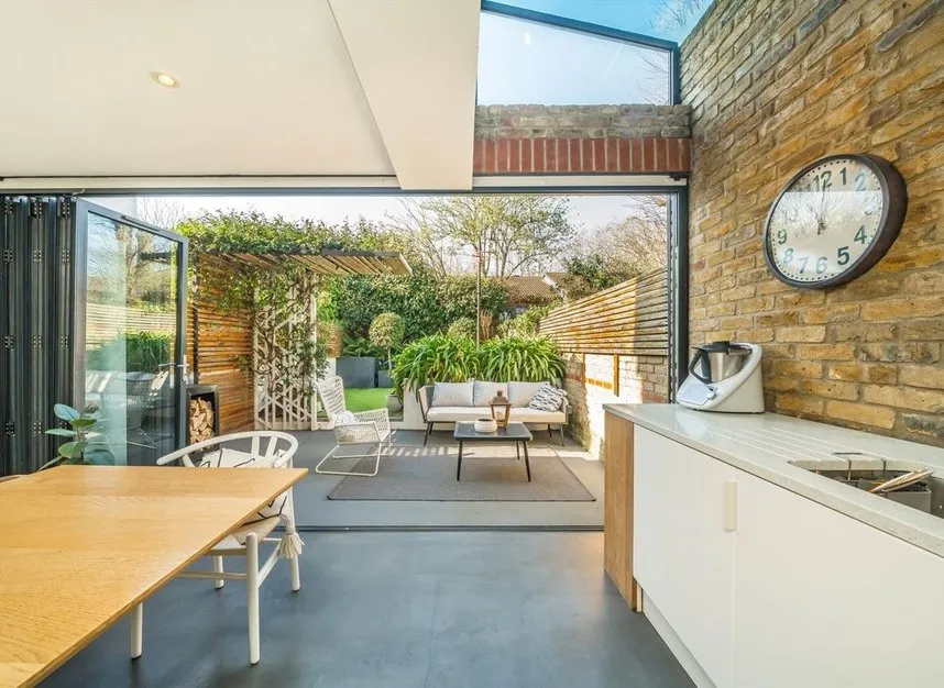 Tasman Road, Clapham North, SW9, photo 3