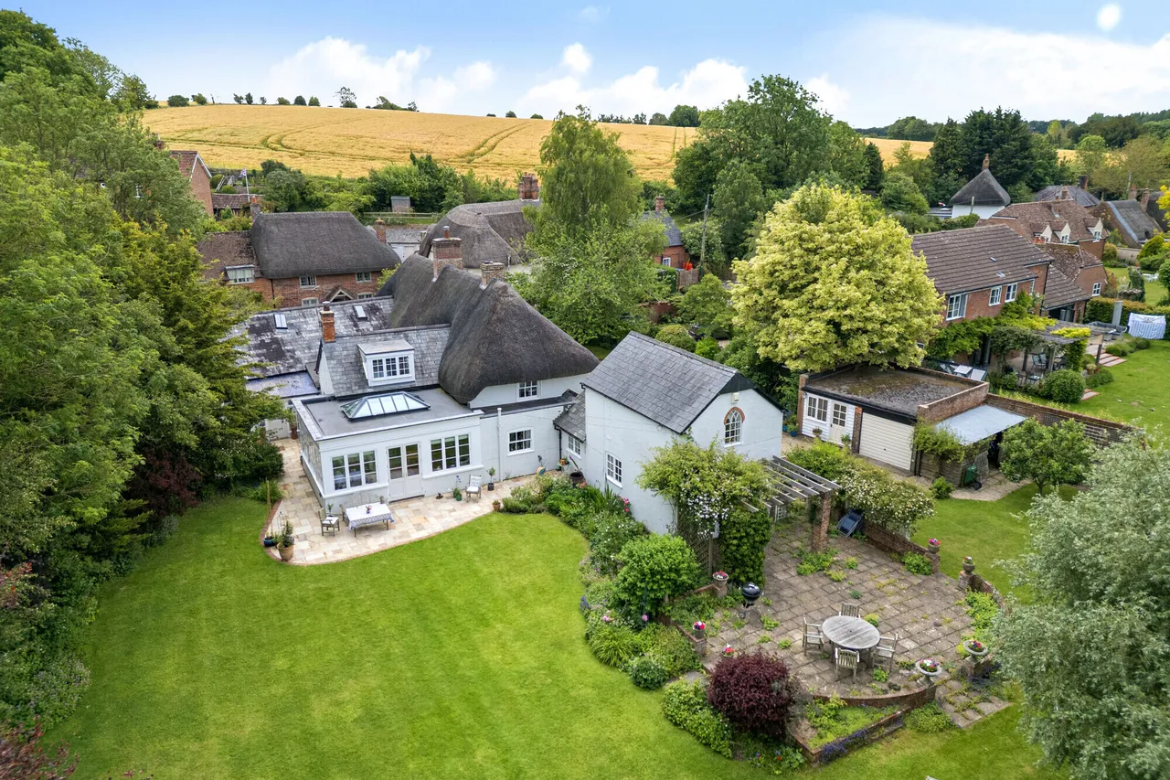 Longstreet, Pewsey, SN9, photo 10