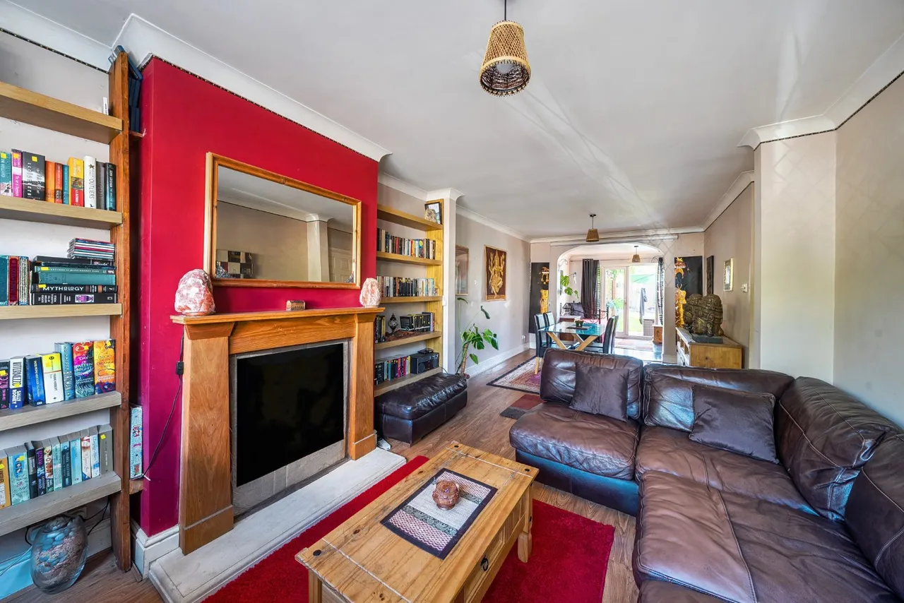 Constance Crescent, Hayes, BR2, photo 5