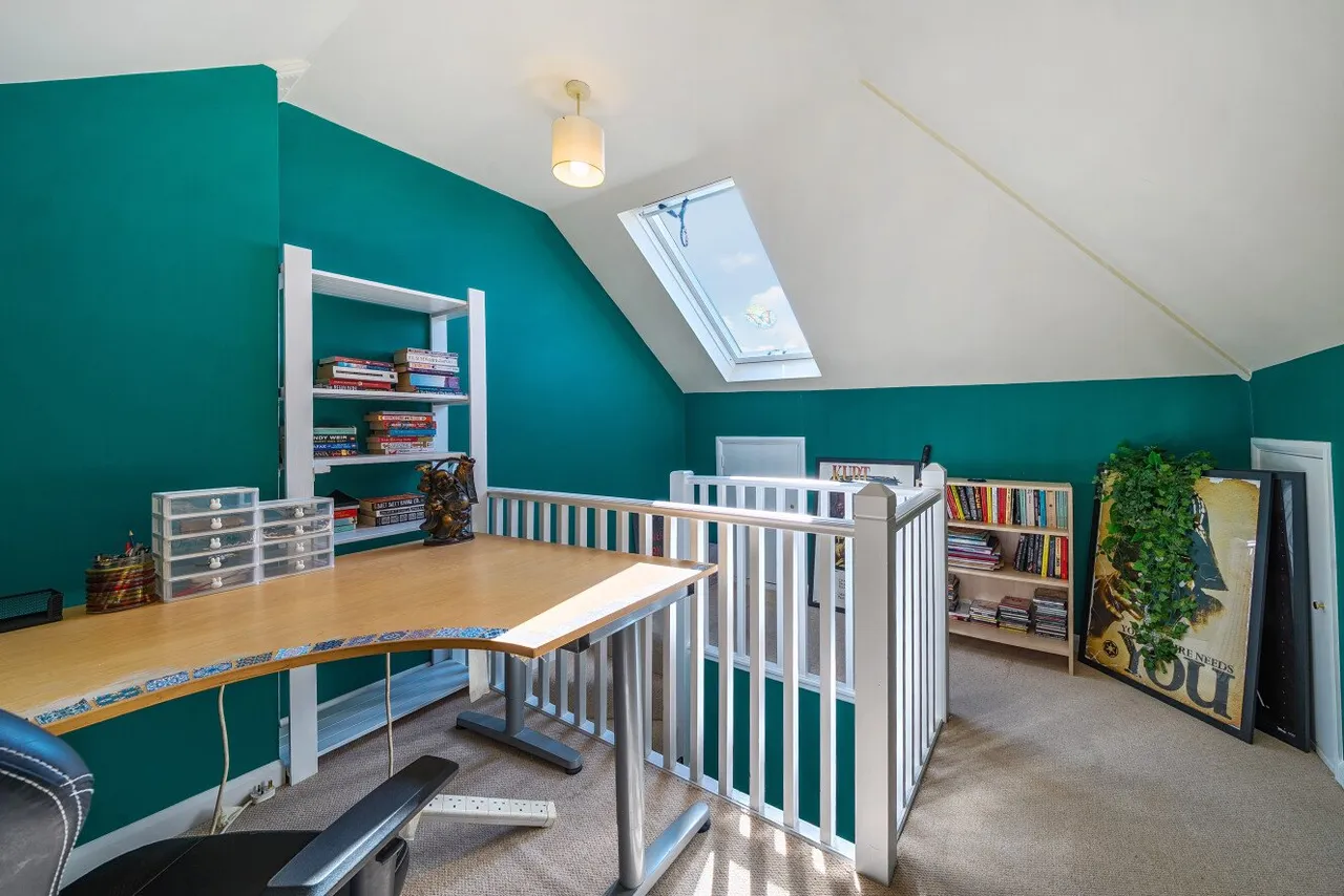 Constance Crescent, Hayes, BR2, photo 17