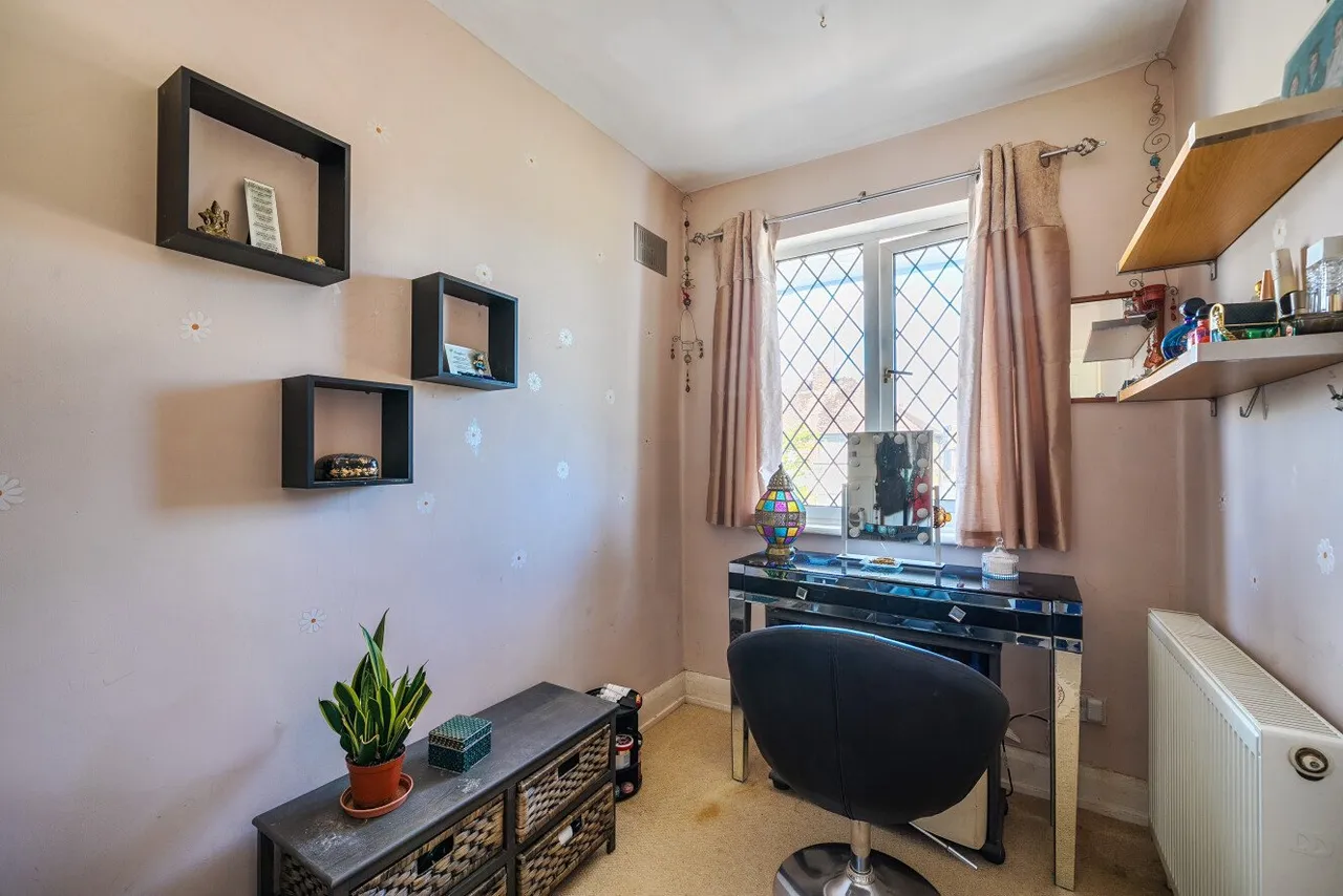 Constance Crescent, Hayes, BR2, photo 16
