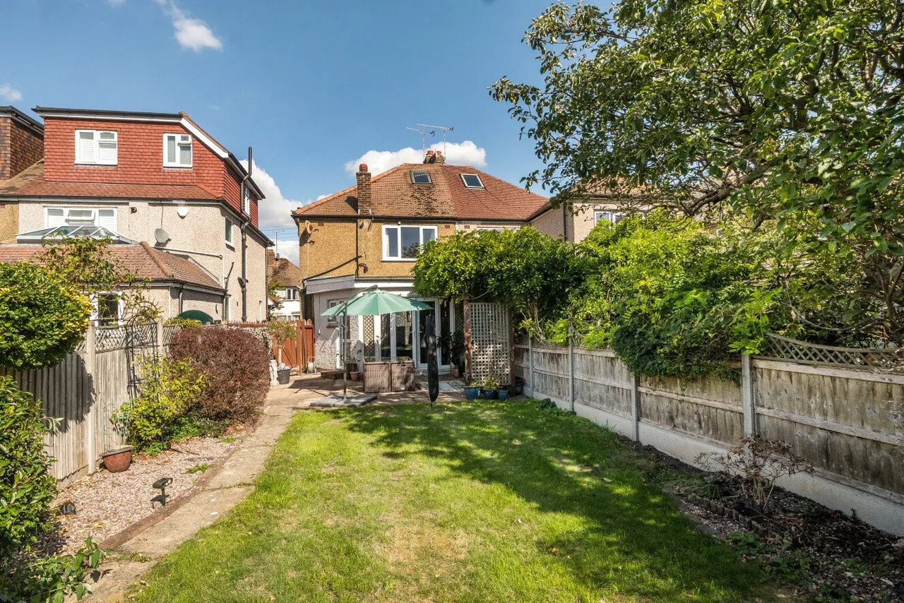 Constance Crescent, Hayes, BR2, photo 11