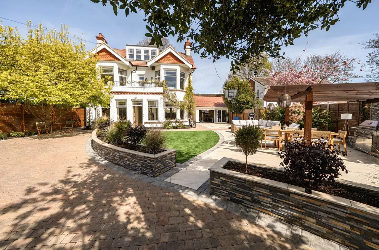 5 bed property for sale, Elfin Grove, Bognor Regis, PO21