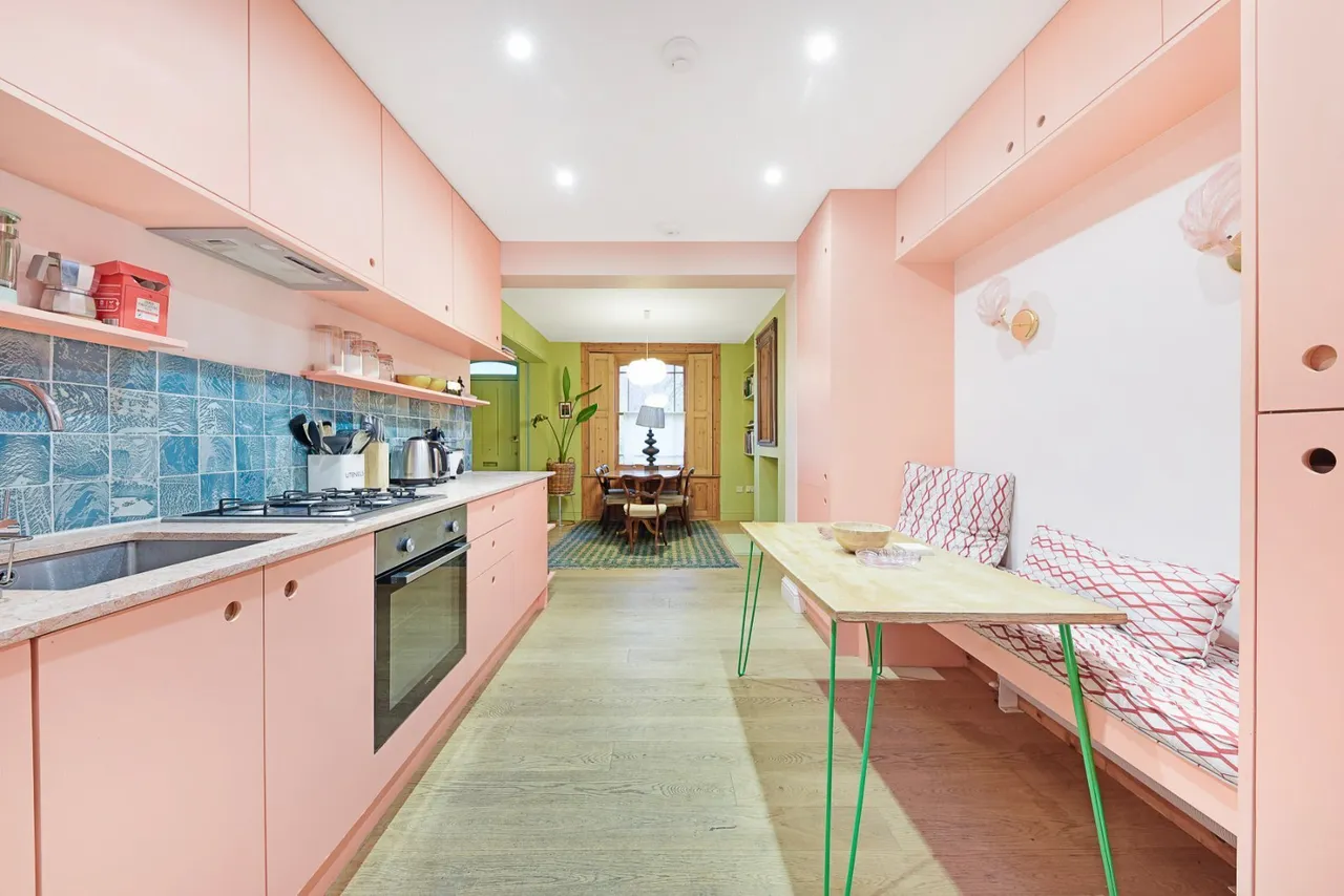 Cassland Road, Hackney, E9, photo 3