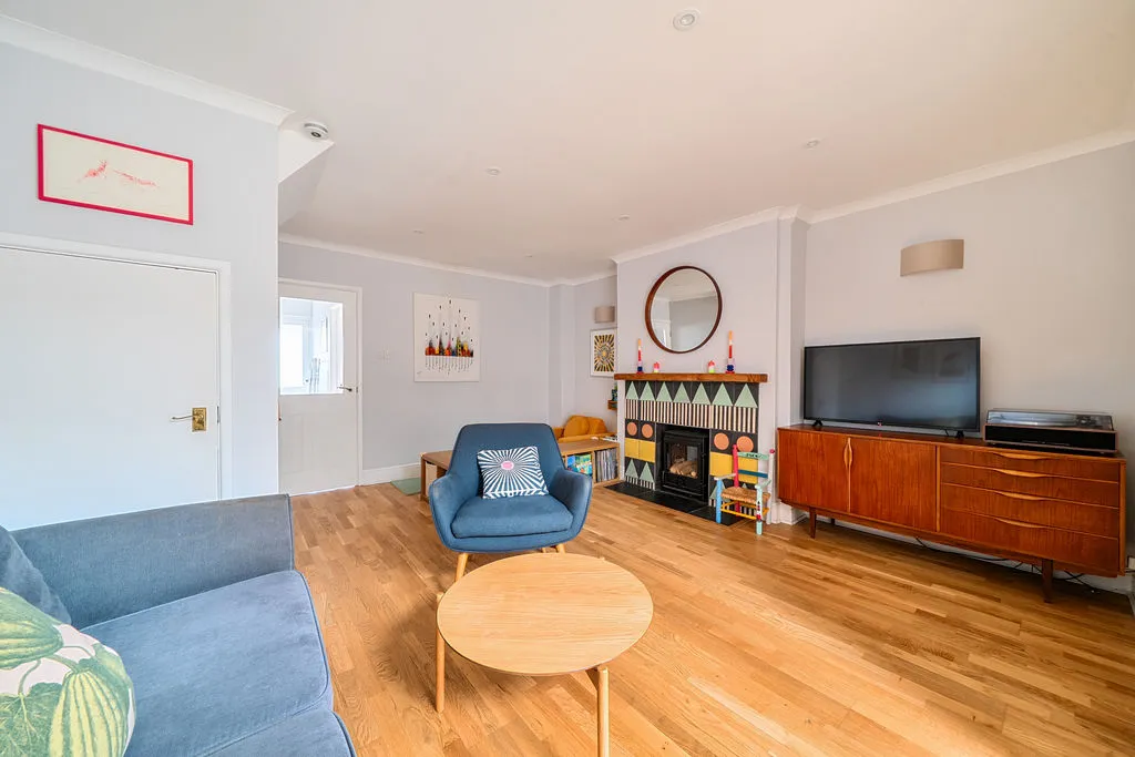 Beverley Close, Exeter, photo 7