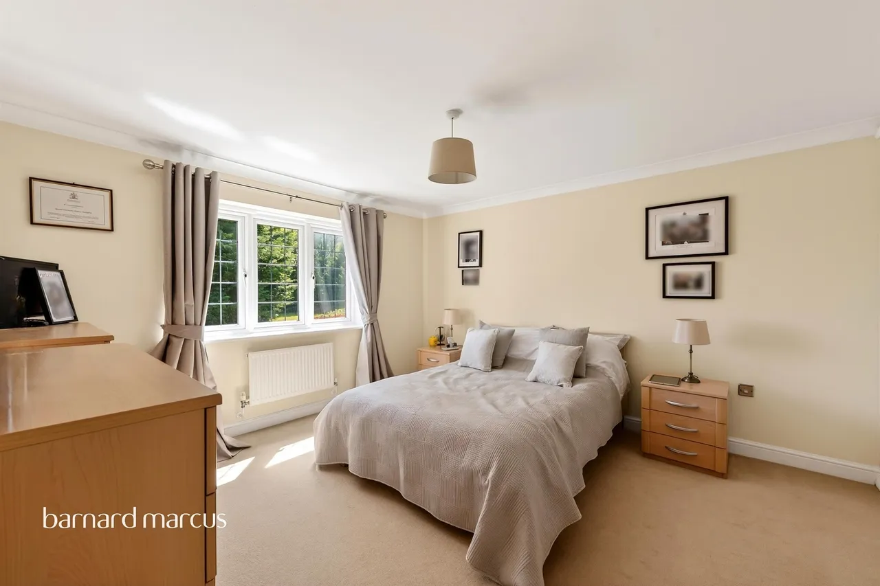 Bowen Way, Coulsdon, CR5, photo 16