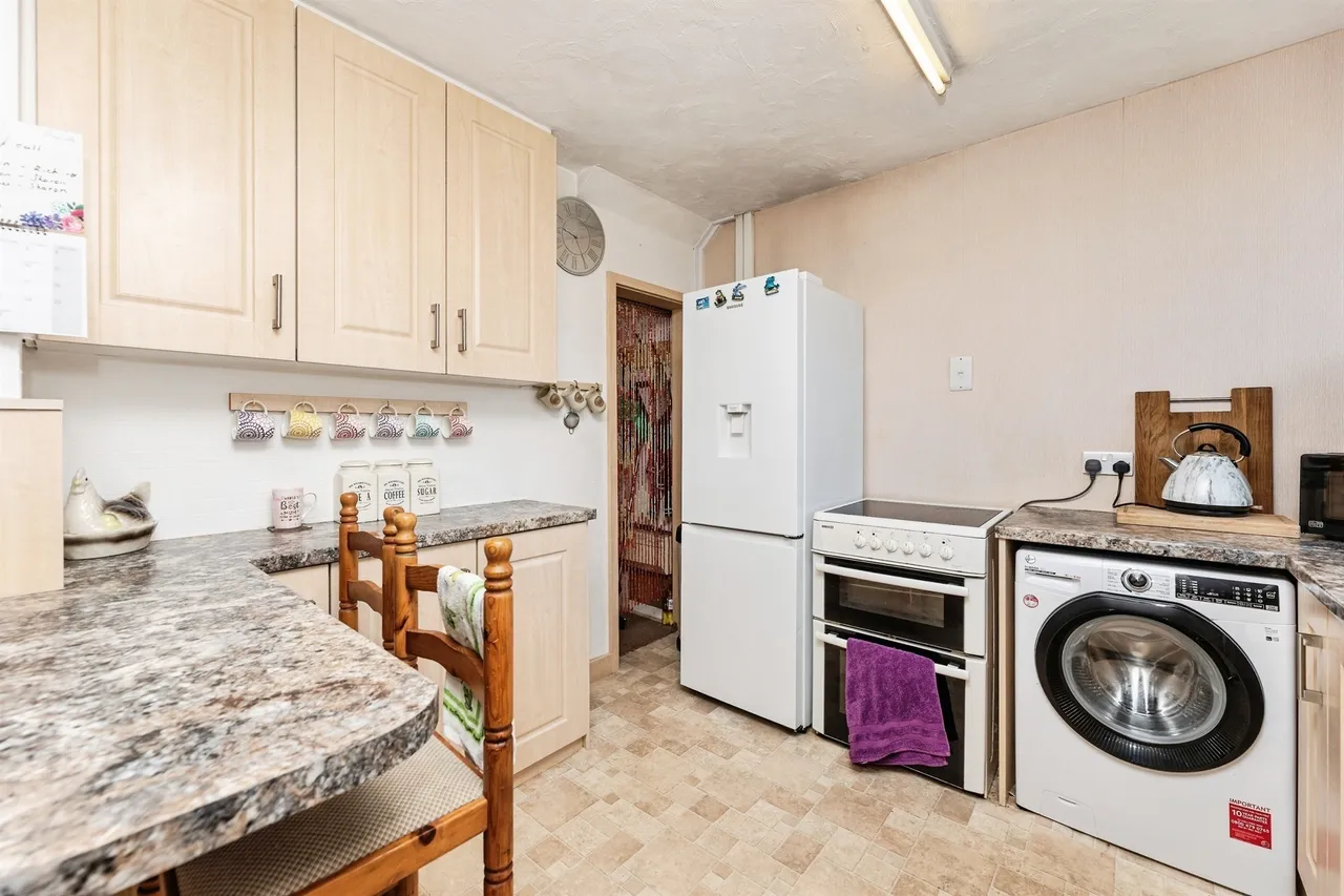 William Street, Morley, Leeds, photo 2