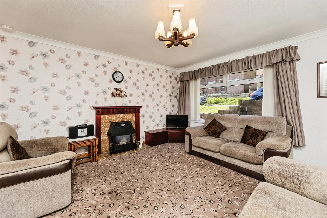 William Street, Morley, Leeds, photo 4