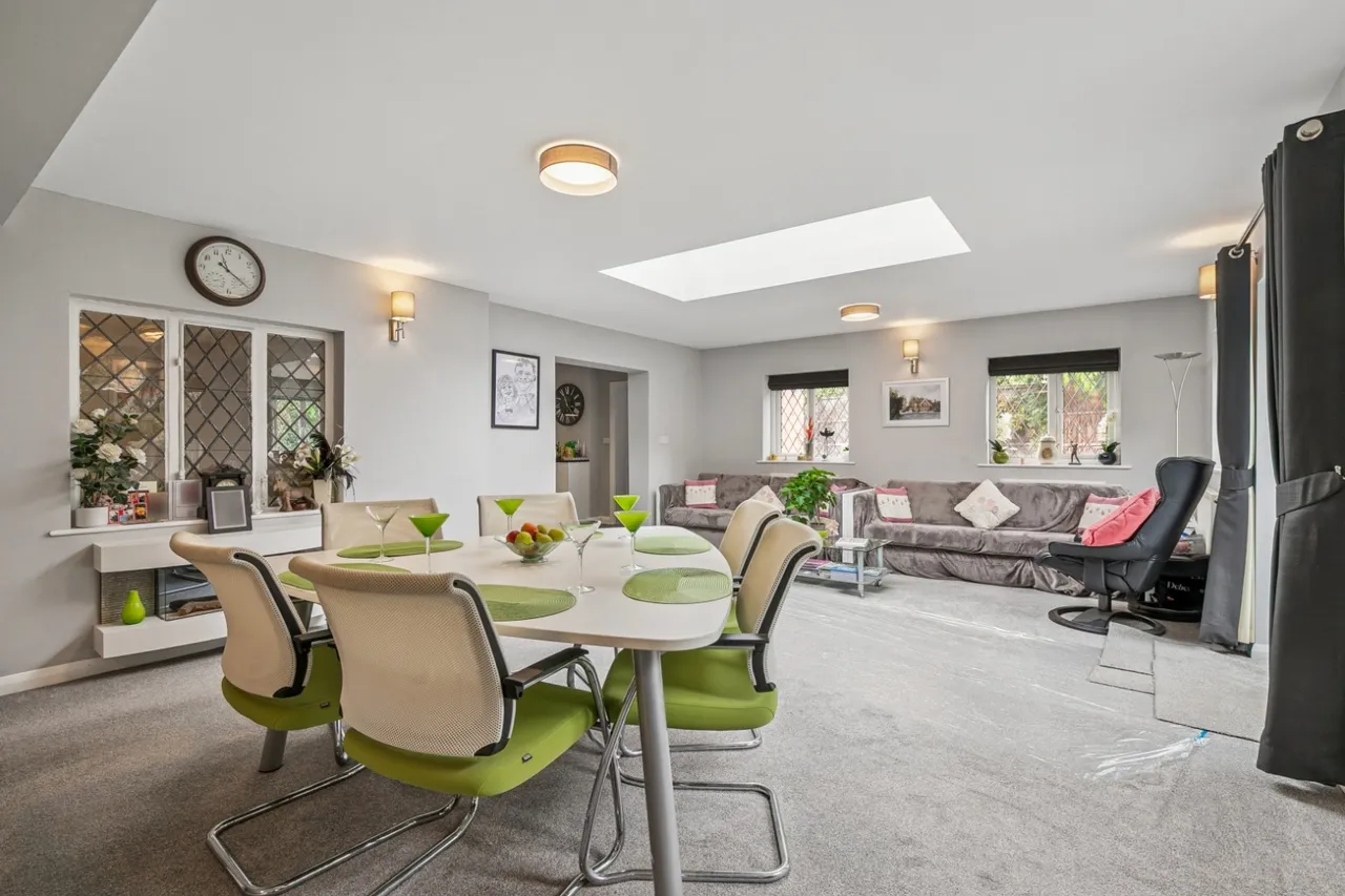 Baldock Road, SG6, photo 5