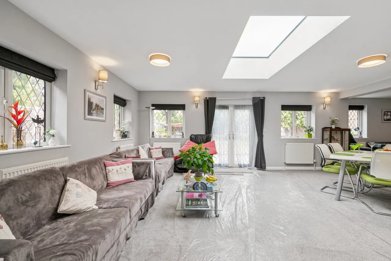 Baldock Road, SG6, photo 7