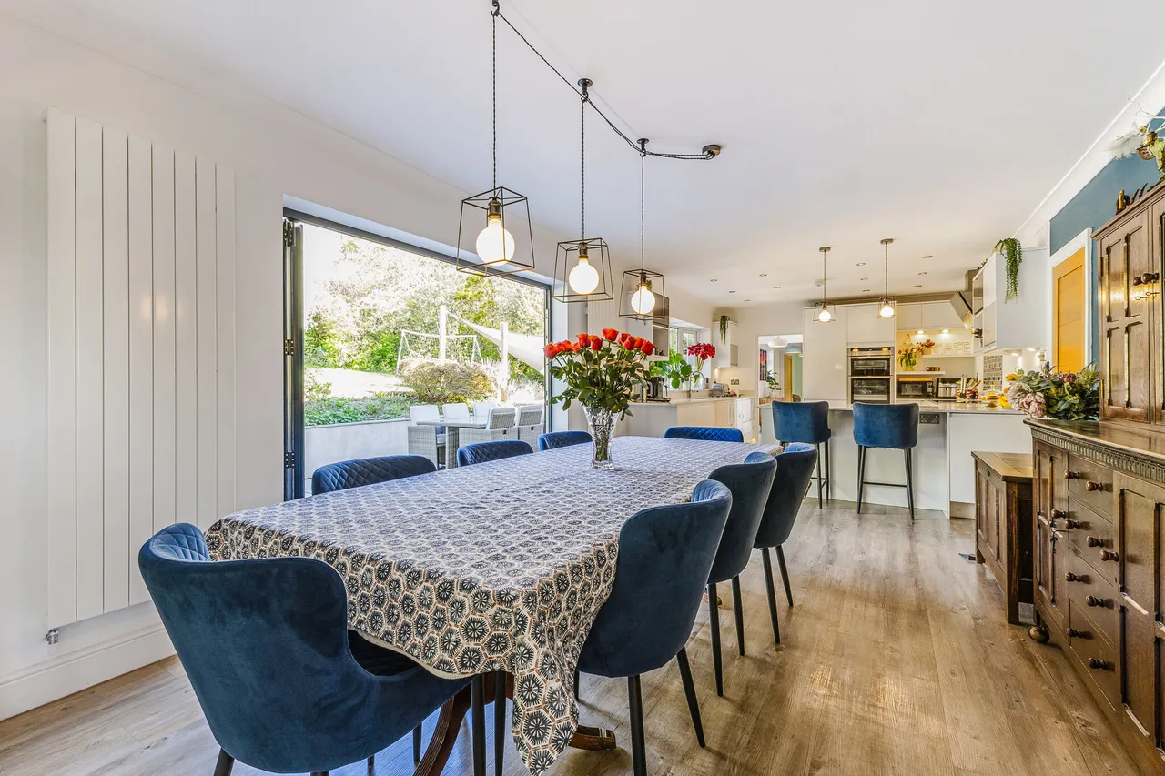 Stoatley Rise, Haslemere, GU27, photo 3