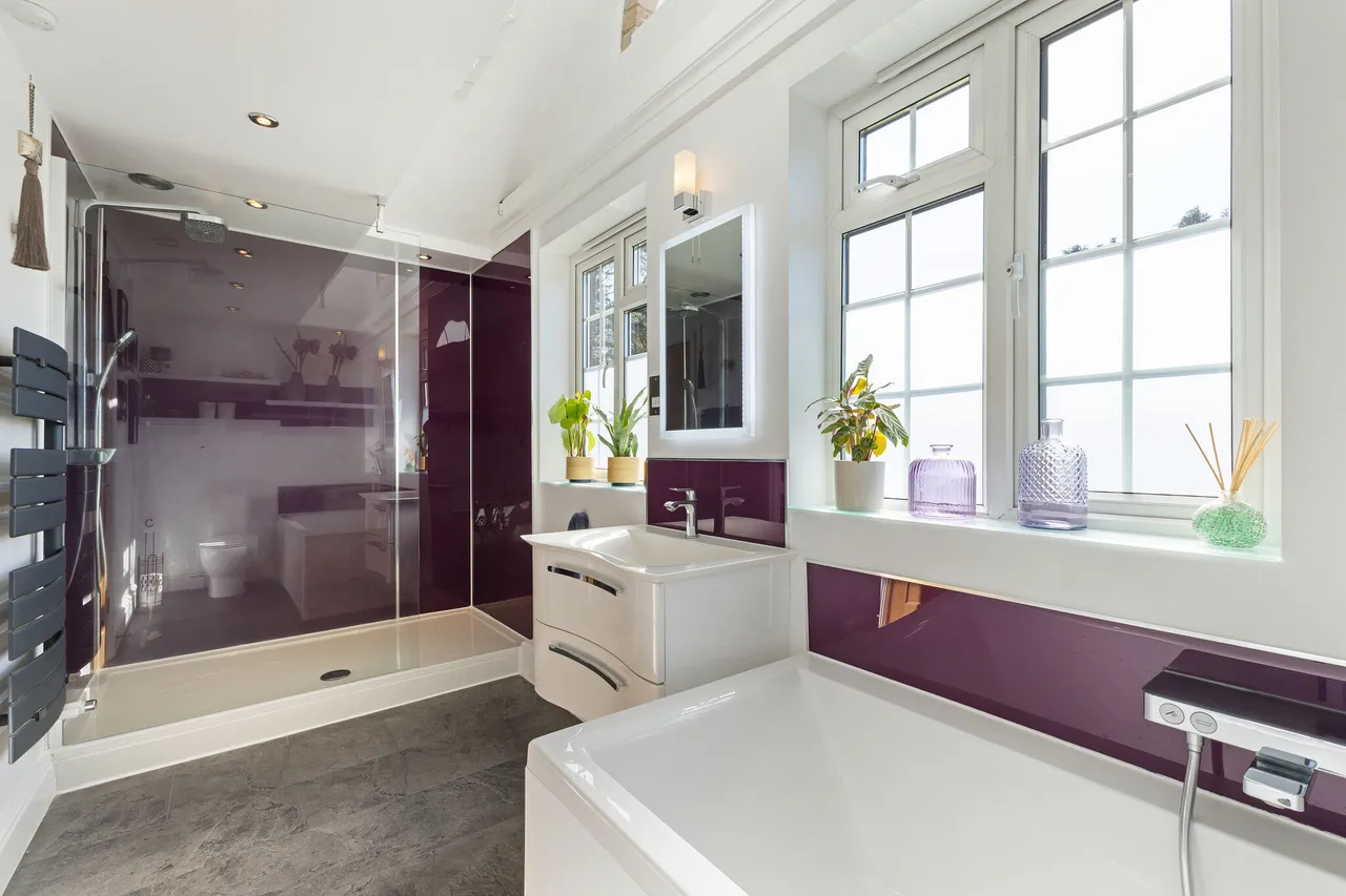 Stoatley Rise, Haslemere, GU27, photo 15