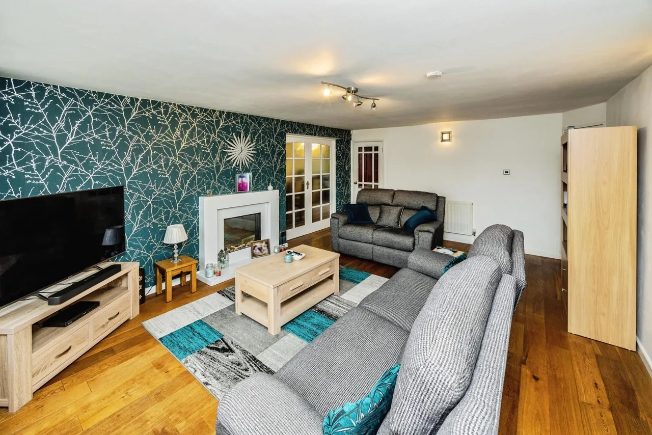 Foxcroft Drive, Brighouse, HD6, photo 6