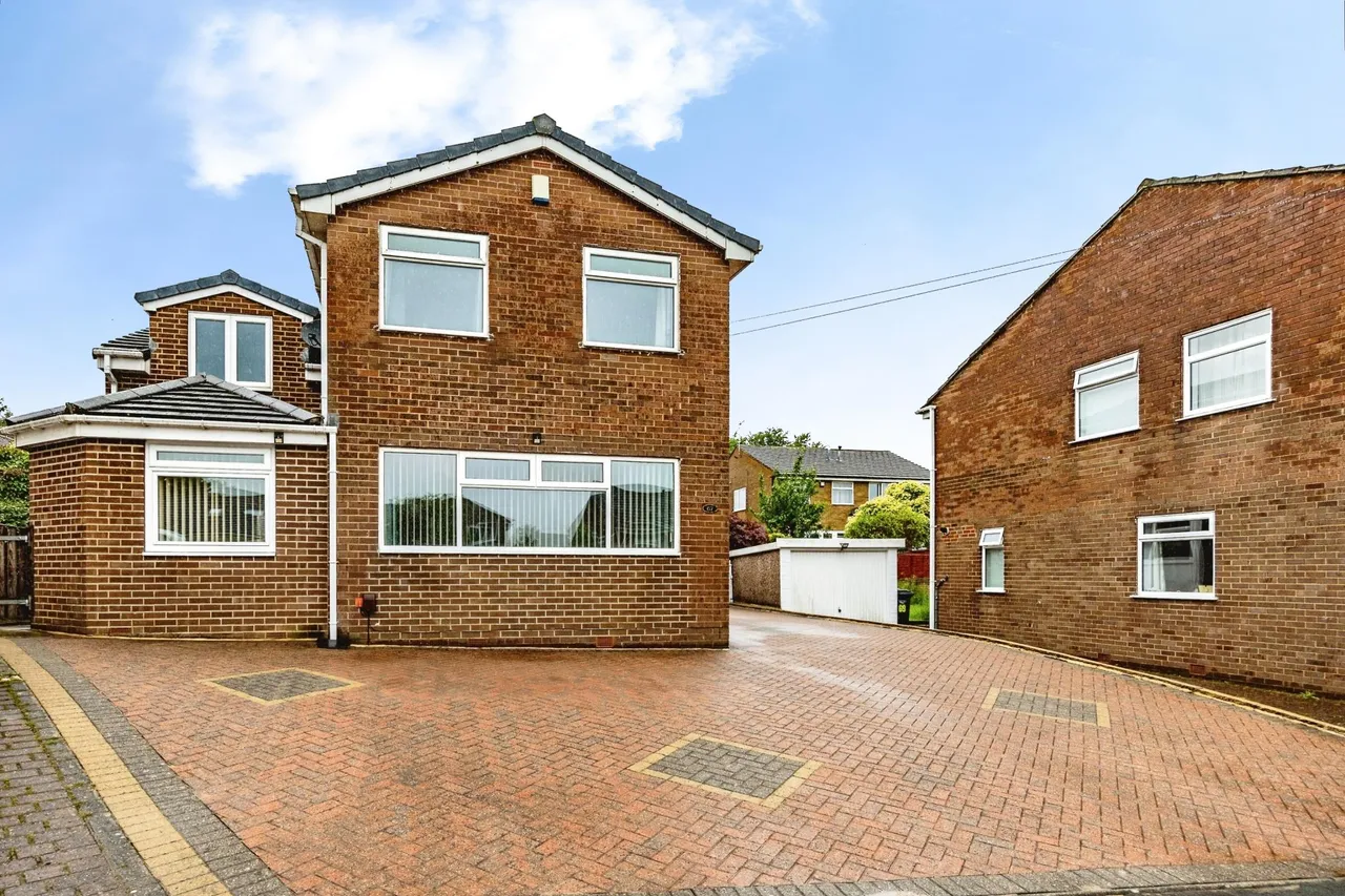 Foxcroft Drive, Brighouse, HD6, photo 20
