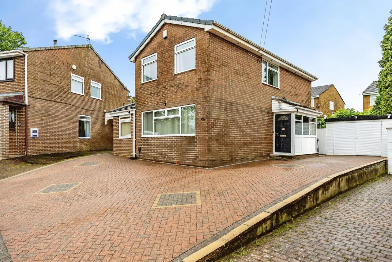 4 bed house for sale, Foxcroft Drive, Brighouse, HD6
