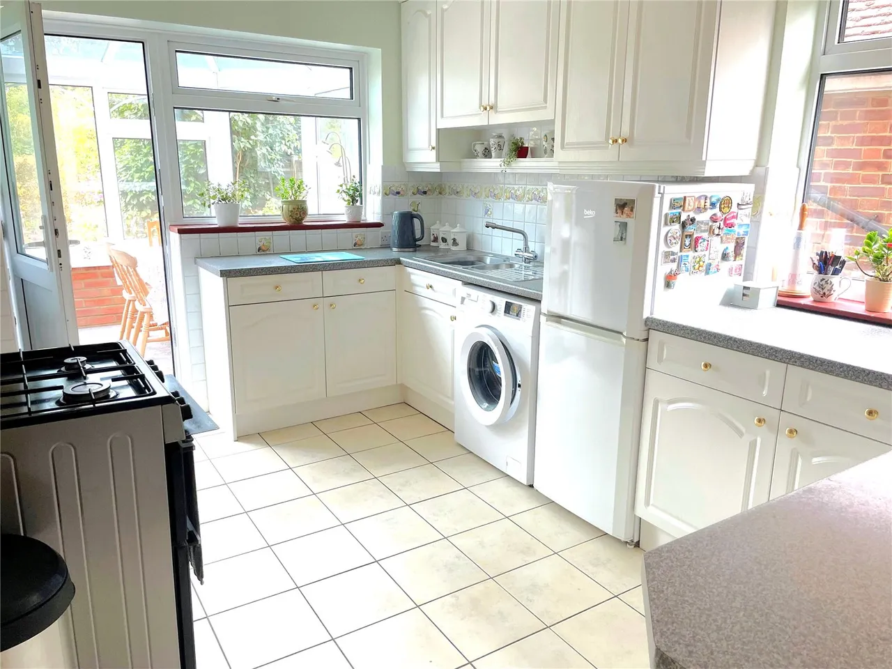 Heathcote Drive, East Grinstead, RH19, photo 12