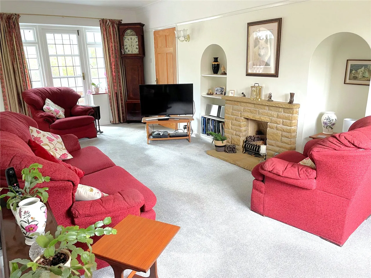 Heathcote Drive, East Grinstead, RH19, photo 3