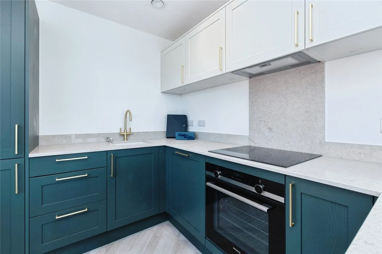 West Cliff Gardens, Bournemouth, BH2, photo 11