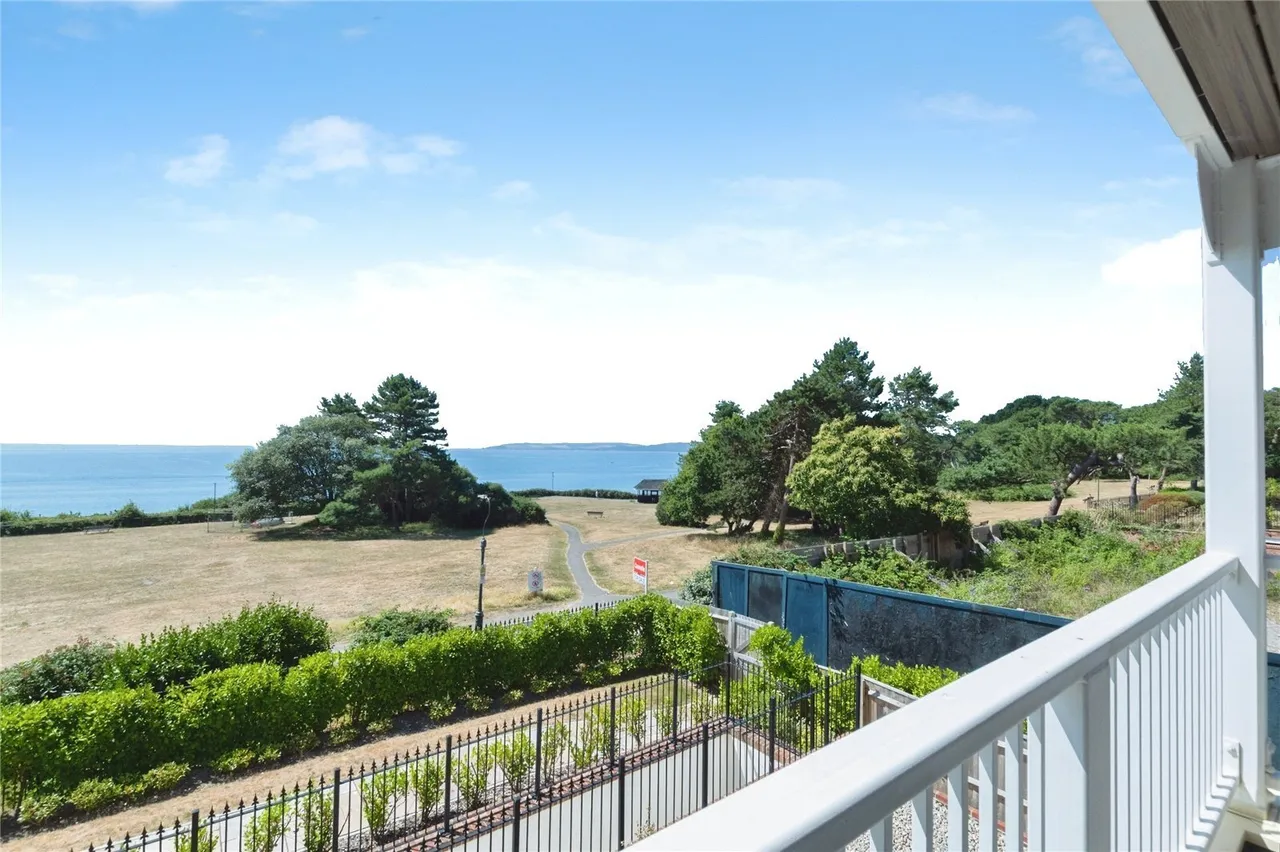 West Cliff Gardens, Bournemouth, BH2, photo 7