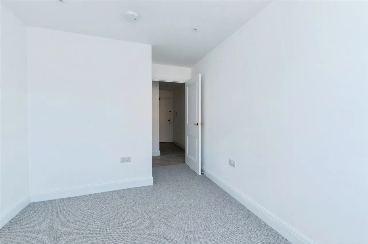 West Cliff Gardens, Bournemouth, BH2, photo 14