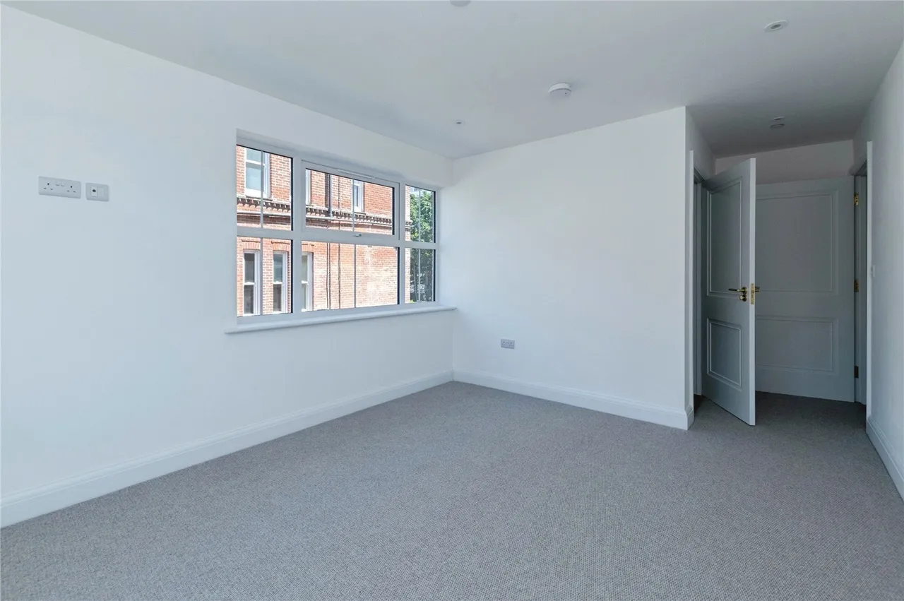 West Cliff Gardens, Bournemouth, BH2, photo 12