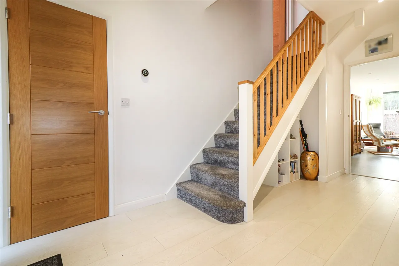 The Bourne, Fleet, GU52, photo 6
