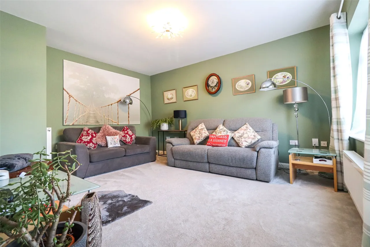 The Bourne, Fleet, GU52, photo 4