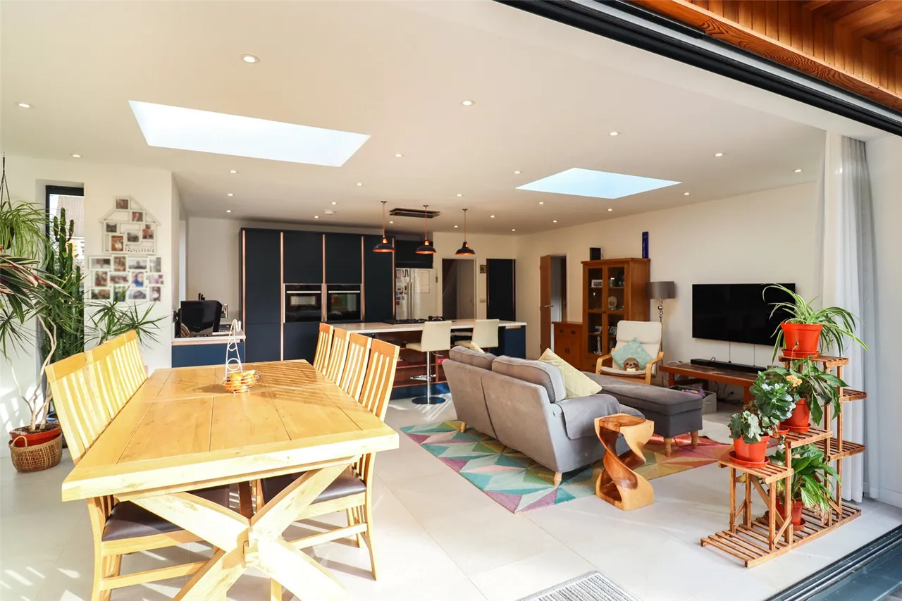 The Bourne, Fleet, GU52, photo 10
