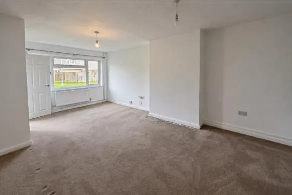 Redhorn Gardens, Devizes, SN10, photo 2