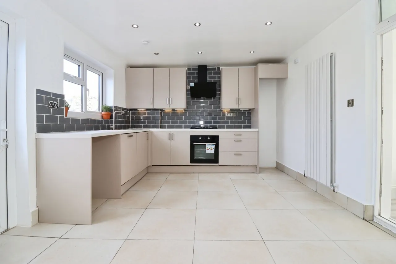Hazeldene Road, Patchway, Bristol, BS34, photo 9