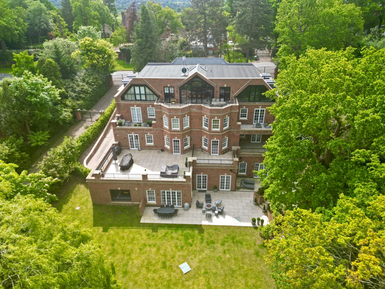 Barnet Lane, Elstree, WD6, photo 3