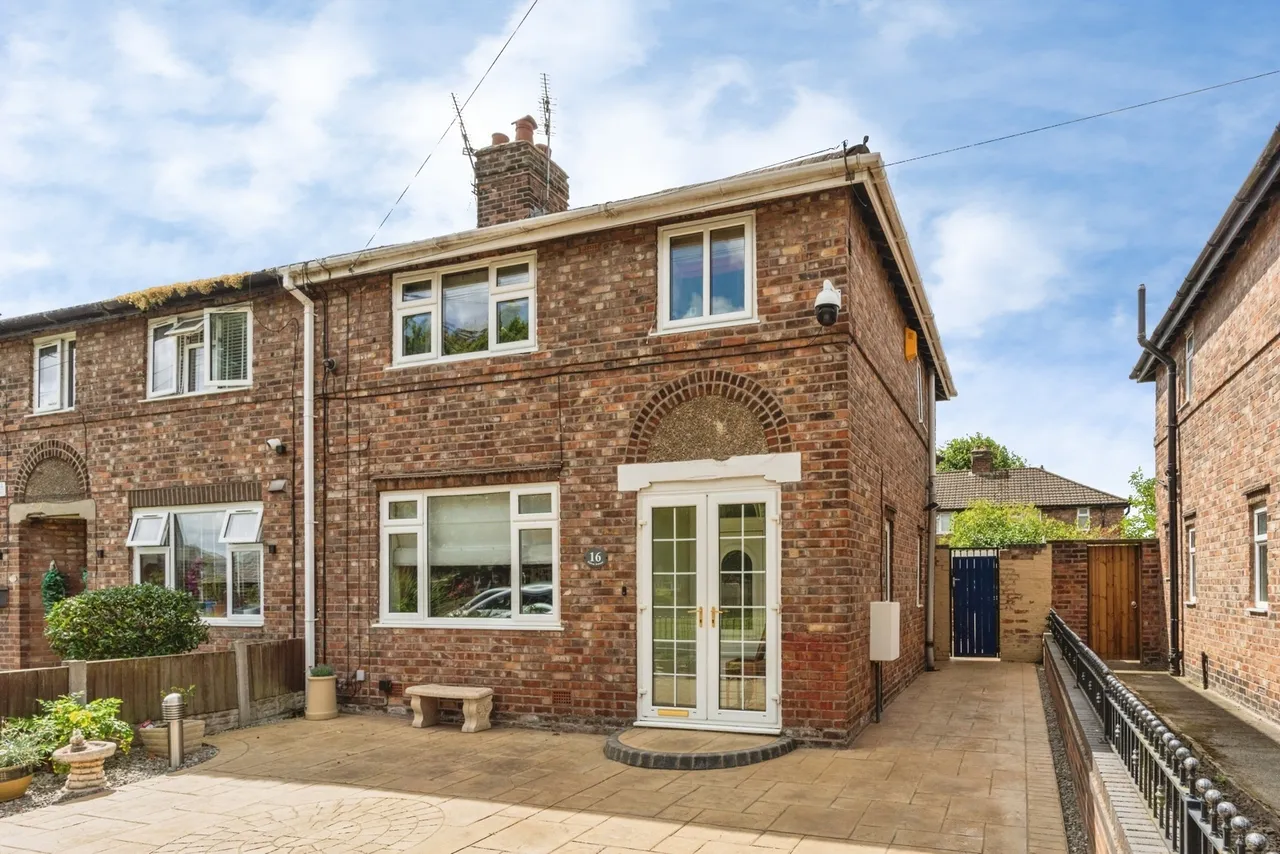 Delves Avenue, Warrington, WA5, photo 6