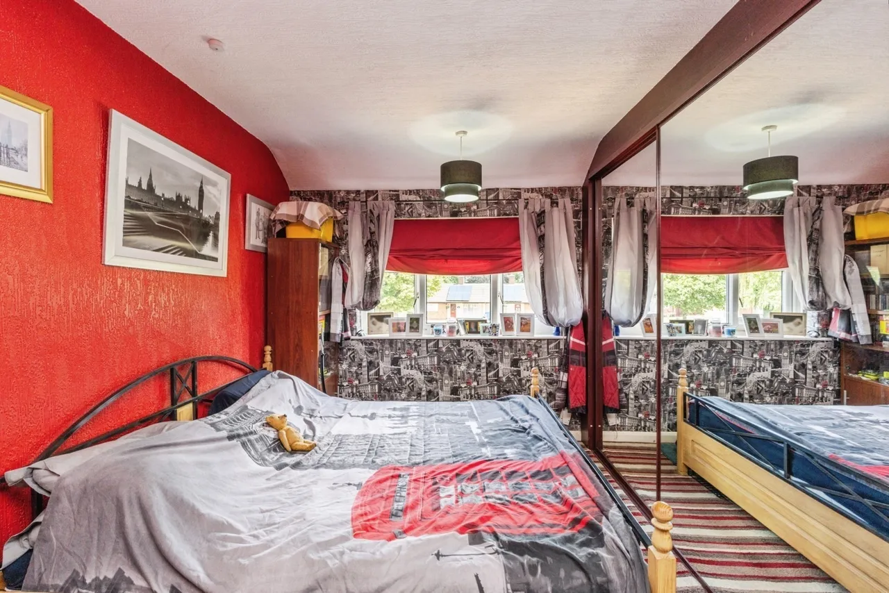 Delves Avenue, Warrington, WA5, photo 8