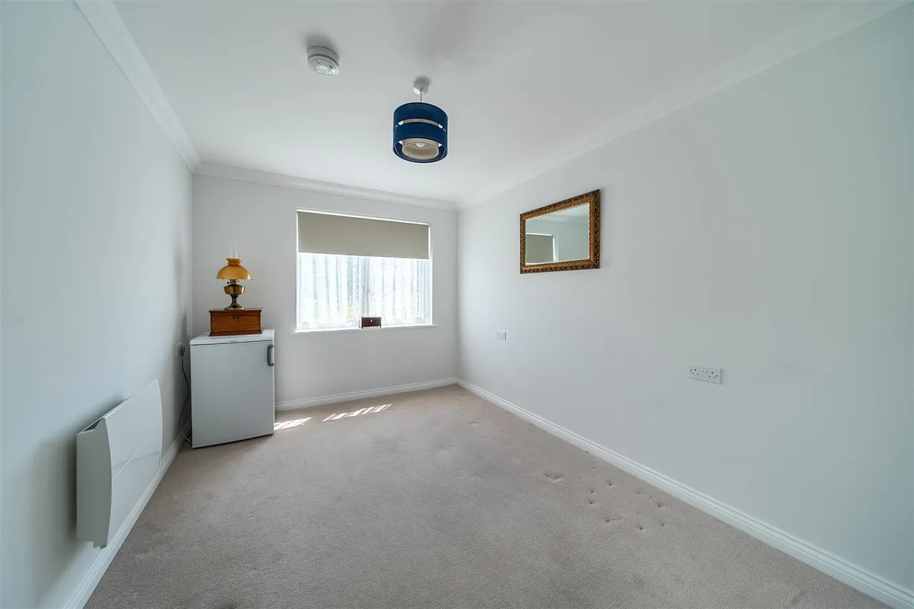 Crookham Road, Fleet, GU51, photo 10