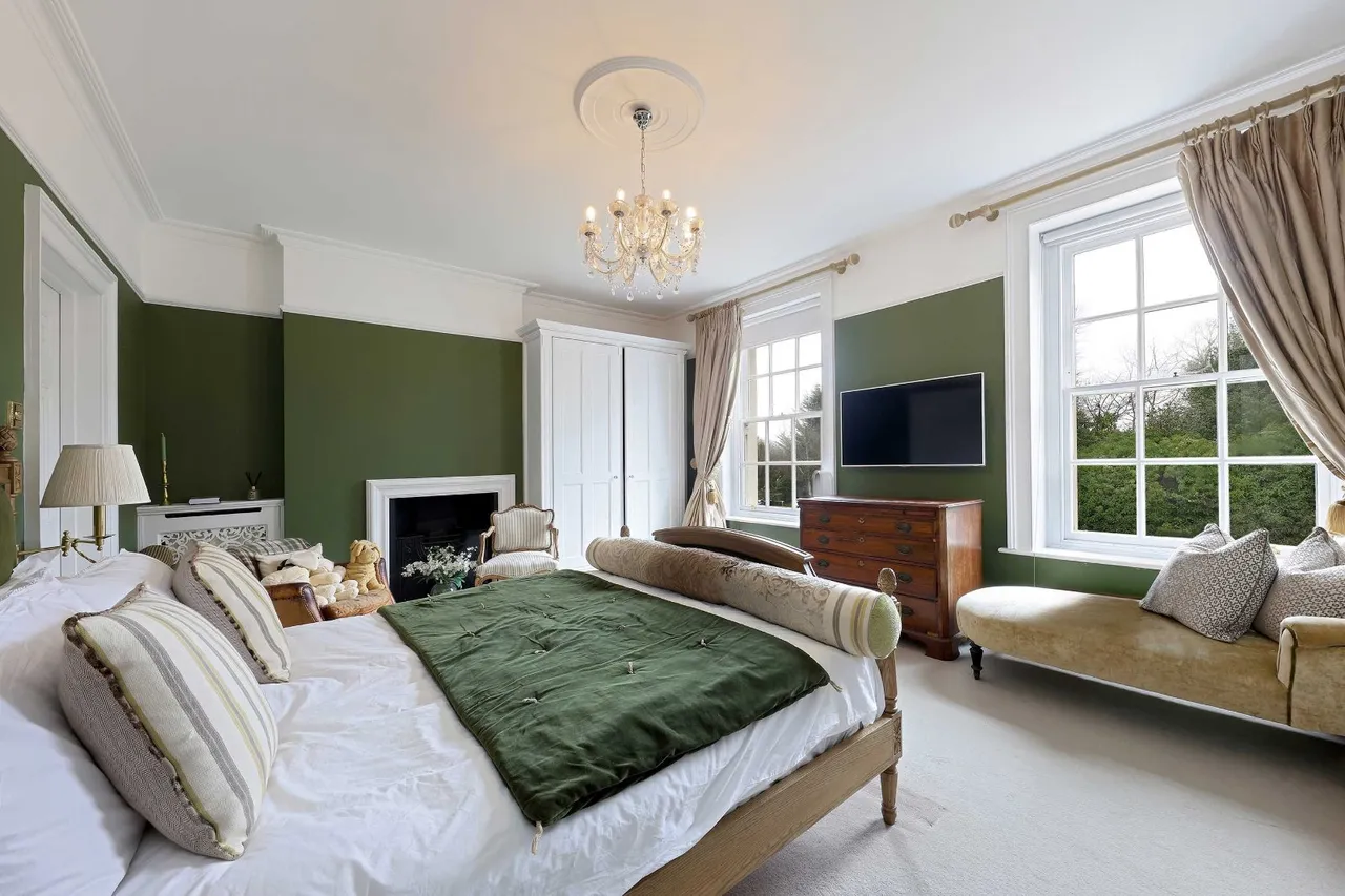 Church Road, Penn, HP10, photo 15