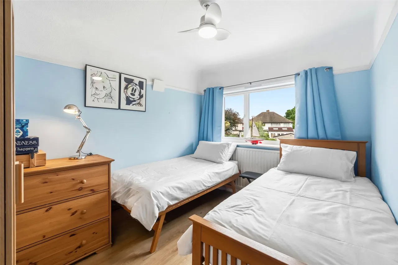 Staines Road, Twickenham, TW2 5JD, photo 11