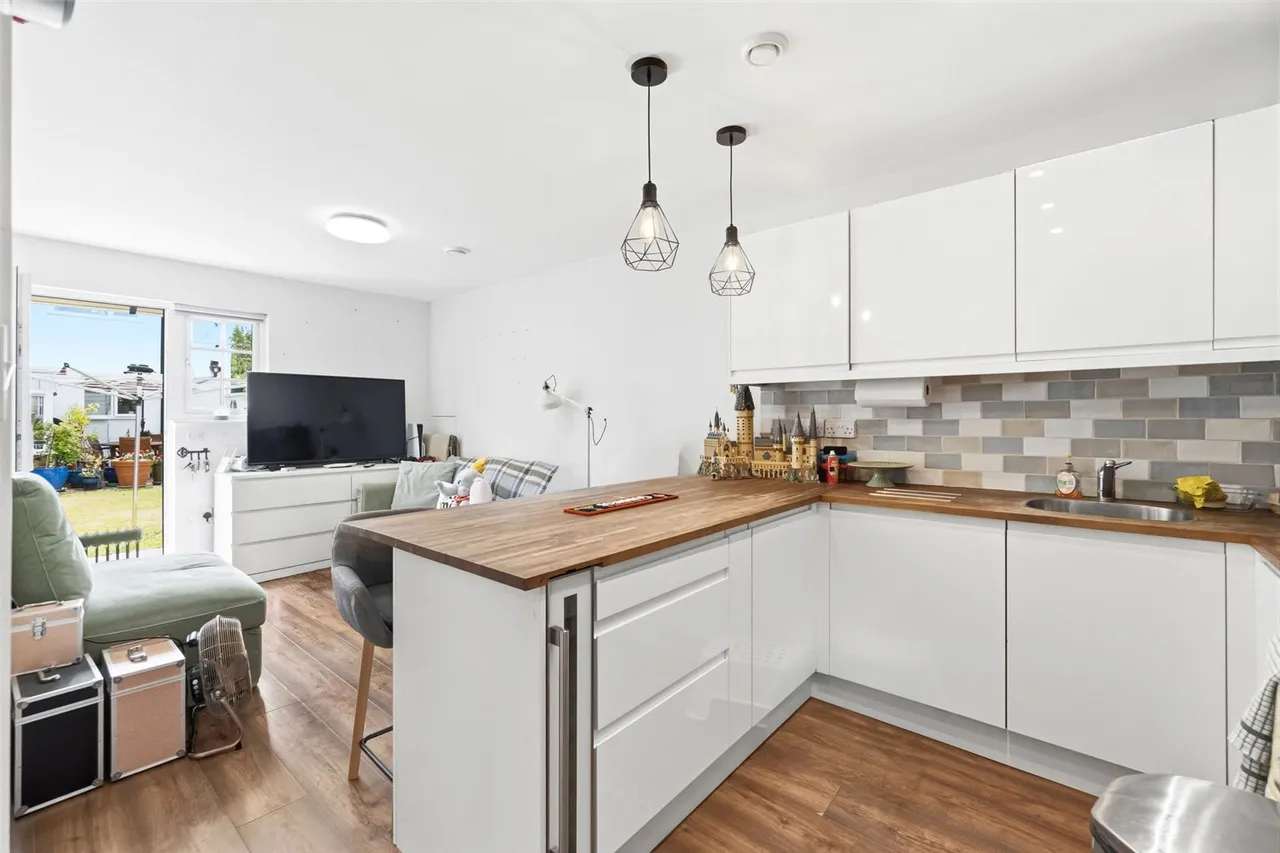 Staines Road, Twickenham, TW2 5JD, photo 7