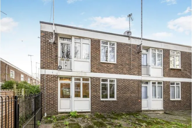 Dickens Estate, London, SE16, photo 15